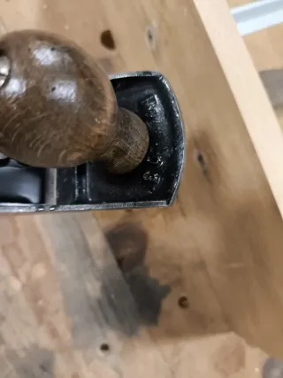 Cepillo de carpintero antiguo