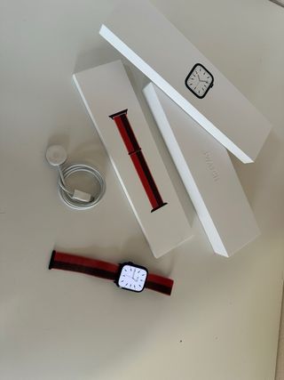 Apple Watch Series 7 45mm GPS + Cellular
