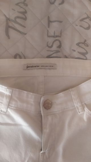 Pantalón blanco Stradivarius Talla 40