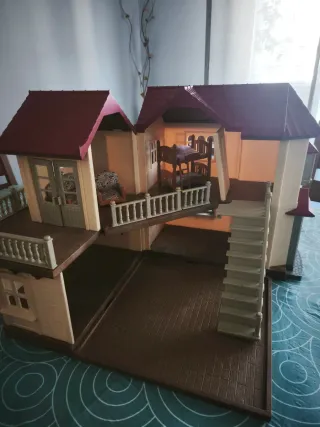 Casa Sylvanian Families con luces. Sin caja.