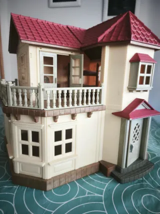 Casa Sylvanian Families con luces. Sin caja.