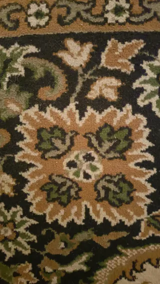 Alfombra de tela beige y verde 1'90x2'50m