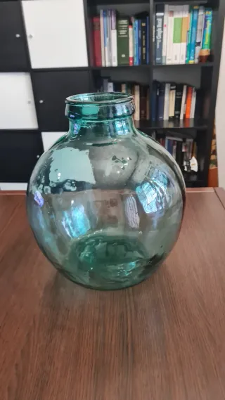 Garrafa vidrio soplado color turquesa boca ancha