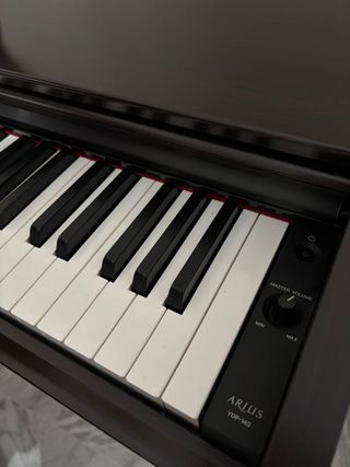 Piano Yamaha Clavinova Arius YDP-143