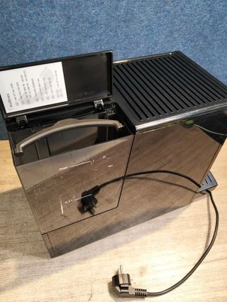 Melitta Purista F230-101 Cafetera Automática con Molinillo Silencioso