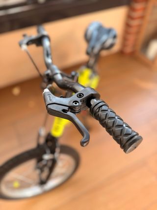 Bici B-Pro infantil amarilla 16