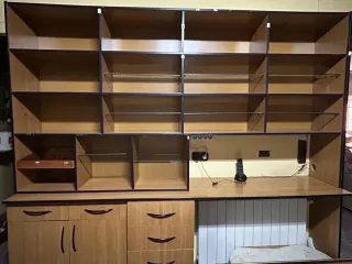 Estanterías y Mostradores Tienda (Antiguo Estanco)