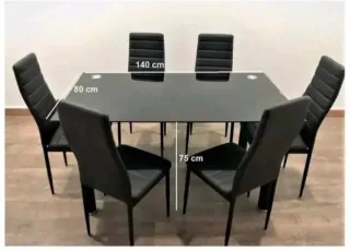 Mesa Comedor Cristal Negra y 6 Sillas Polipiel