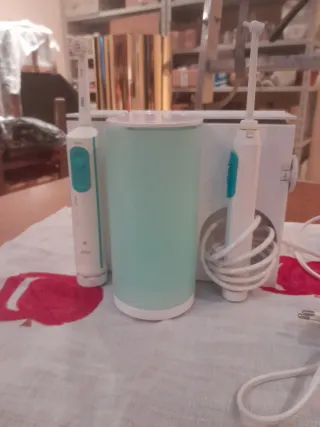 Set spazzolino elettrico e idropulsor