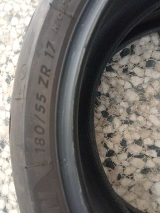 Juego Neumáticos Michelin 120/70 ZR 17 -180/55 ZR