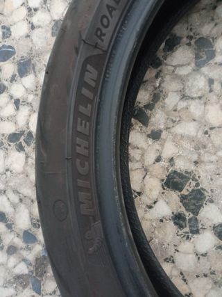 Juego Neumáticos Michelin 120/70 ZR 17 -180/55 ZR