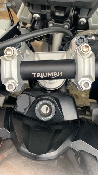 Suplemento manillar Triumph Tiger