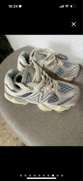 New Balance 9070 Beige reflectantes 37 pequeño