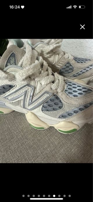 New Balance 9070 Beige reflectantes 37 pequeño