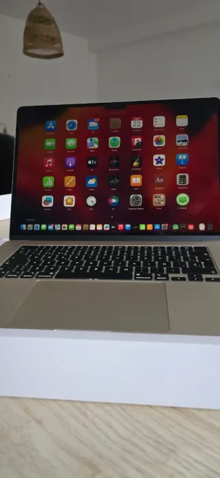 MacBook Air 15 M2 256GB