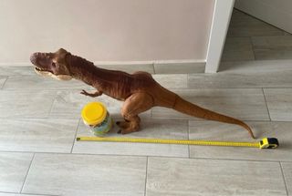 Dinosaurio Jurassic World Carnotaurus