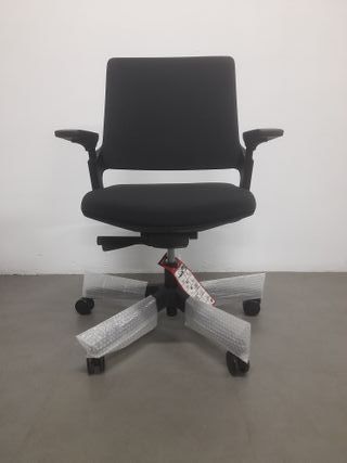 Silla INTERSTUHL MOVYis3 nueva a estrenar