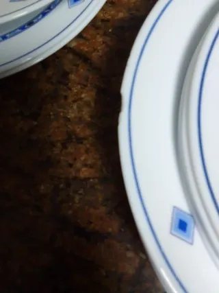 Vajilla azul y blanco