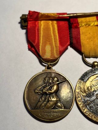 Pasador 4 medallas Guerra Civil