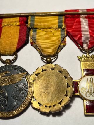 Pasador 4 medallas Guerra Civil