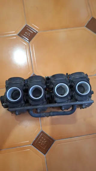 Carburadores Honda Hornet