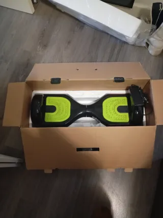 Hoverboard Negro y Verde Casi Nuevo