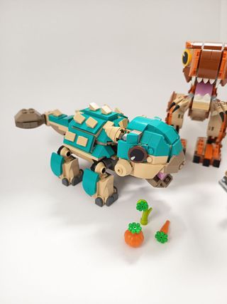 Pack LEGO Jurassic World: Eatie y Bumpy