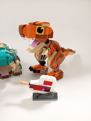 Pack LEGO Jurassic World: Eatie y Bumpy