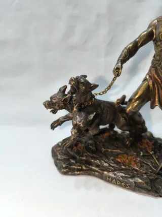 Figura Hades Veronese estilo bronce nueva en caja