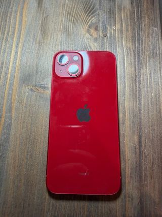 iPhone 13 Rojo + Accesorios