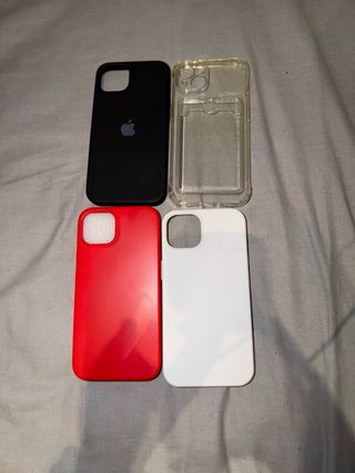 iPhone 13 Rojo + Accesorios
