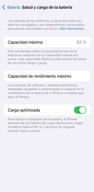 iPhone 13 Rojo + Accesorios