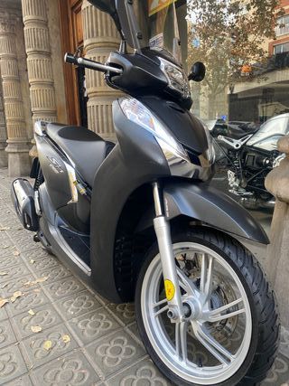 Honda Scoopy SH300i 2016