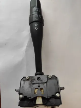 Mando Luces Nissan Terrano 35829A 18H7