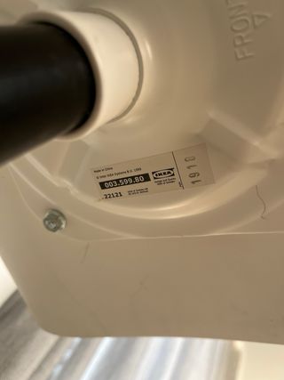 Silla de madera Ikea blanca