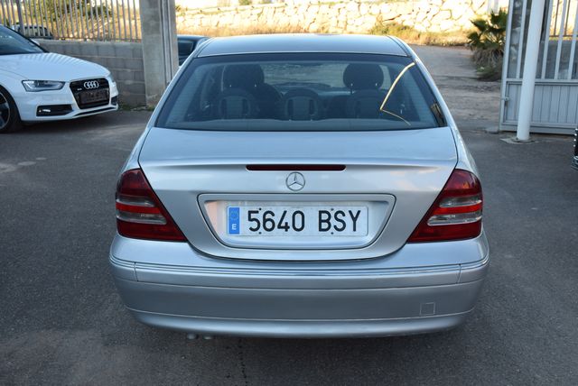 Mercedes-Benz Clase C 2002