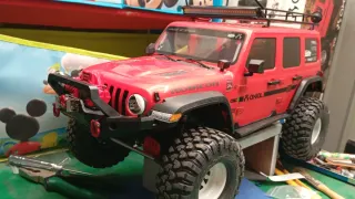 Crawler Axial lll se escuchan cambios tor trx4