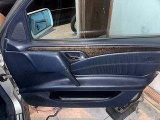 Despiece Paneles Puertas Mercedes Clase E W210.