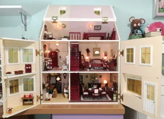 Casita de Muñecas Victoriana