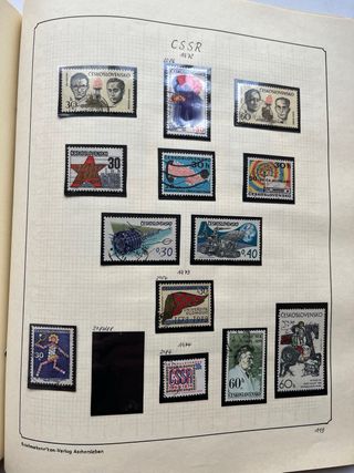 Sellos Checoslovaquia Antiguos 1920/1975 - 11 PÁG.