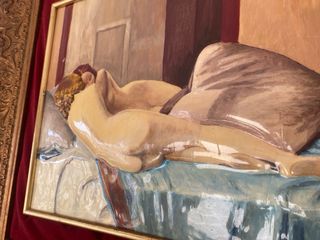 Cuadro decorativo con marco dorado y terciopelo