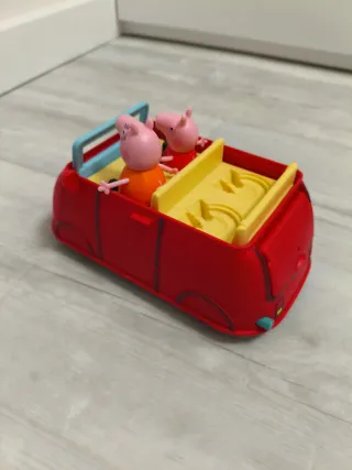 Coche Peppa Pig. Con sonido