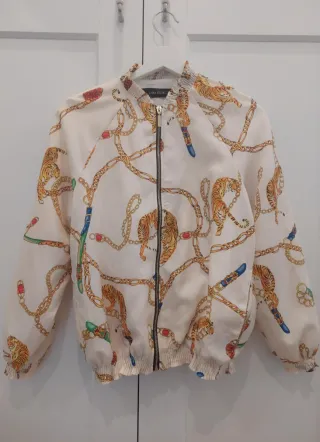 Bomber Zara Estampado Cadenas Tigres Talla S