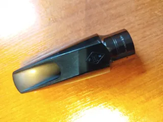 Boquilla Saxo Alto Meyer 5M, buen estado.