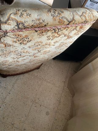 Sillón tapizado estampado