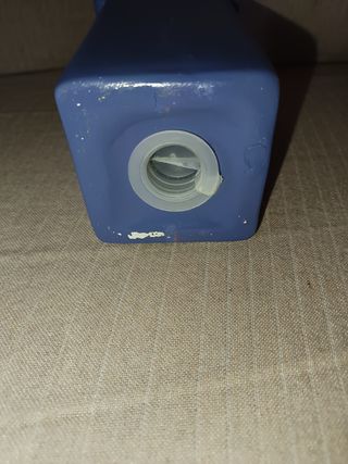 Lote 2 huchas metal y cerámica