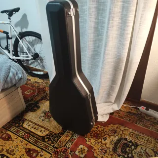 Funda Rígida Guitarra Estrecha Negra