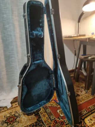 Funda Rígida Guitarra Estrecha Negra