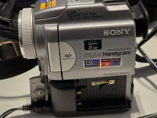 Videocámara Sony MiniDV DCR-PC115E