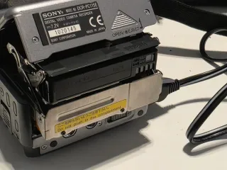 Videocámara Sony MiniDV DCR-PC115E